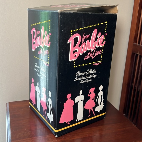 Limited Edition Porcelain Bisque Musical Figurine Barbie Glamour Collection - Picture 15 of 17